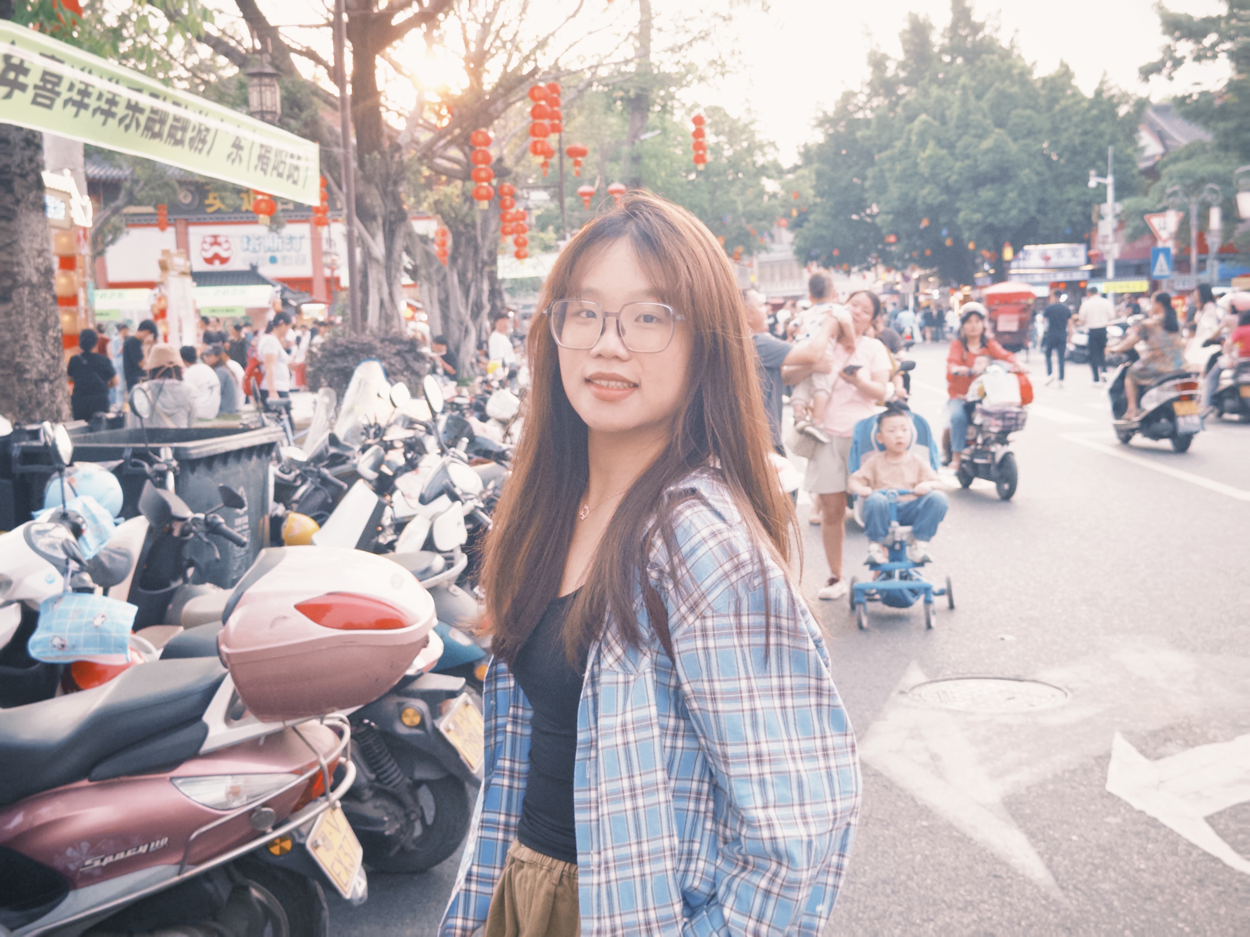 林宏丽.jpg