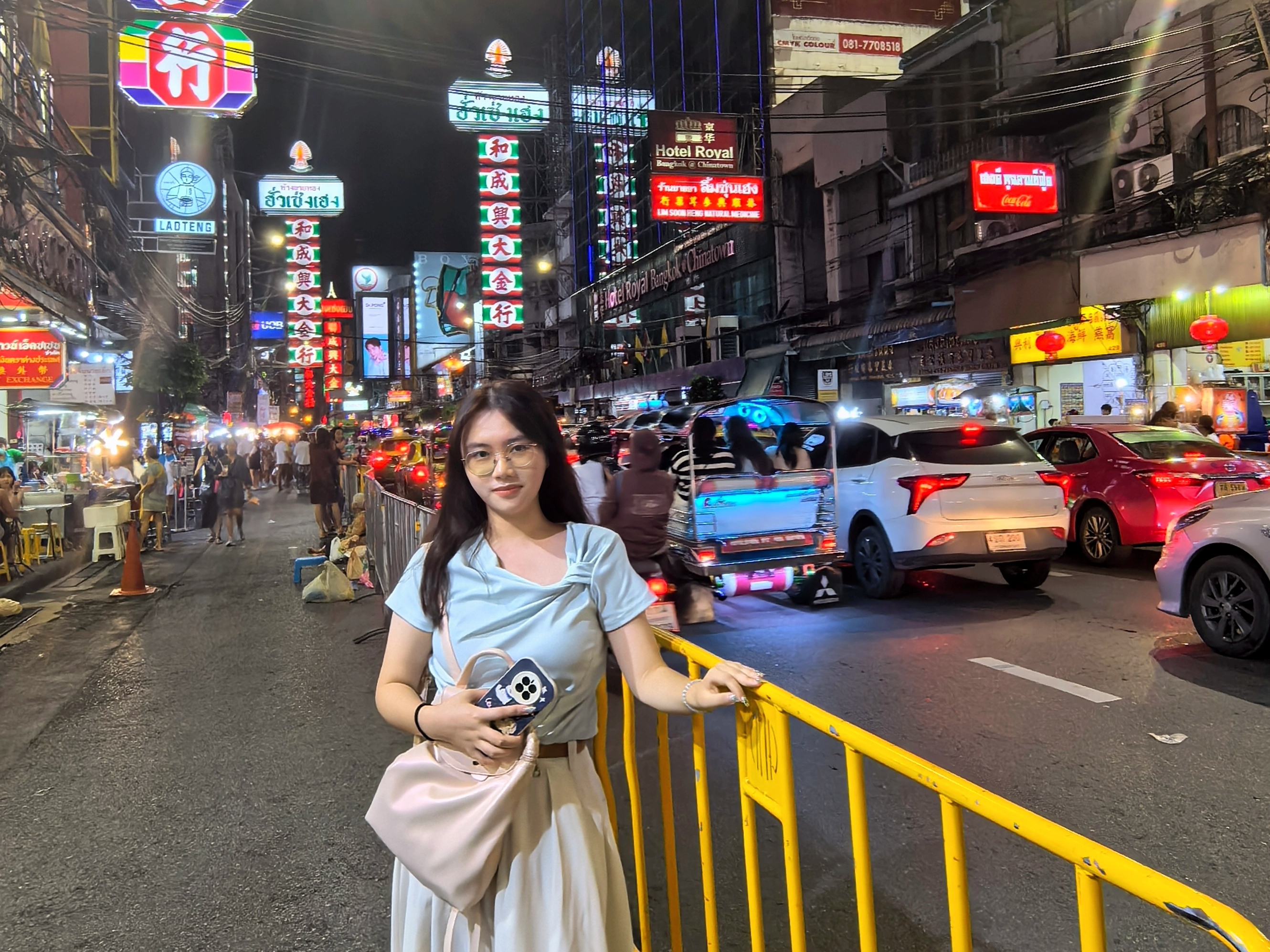 章烁灵.jpg